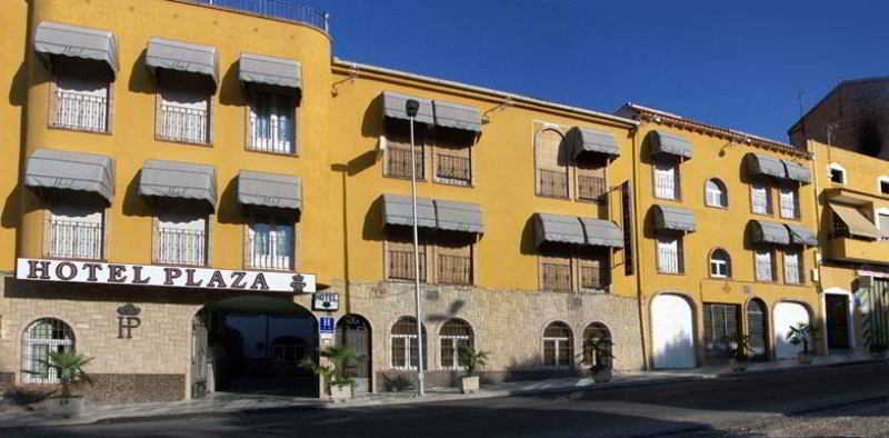 Hotel Plaza Manjon Villanueva Del Arzobispo Buitenkant foto